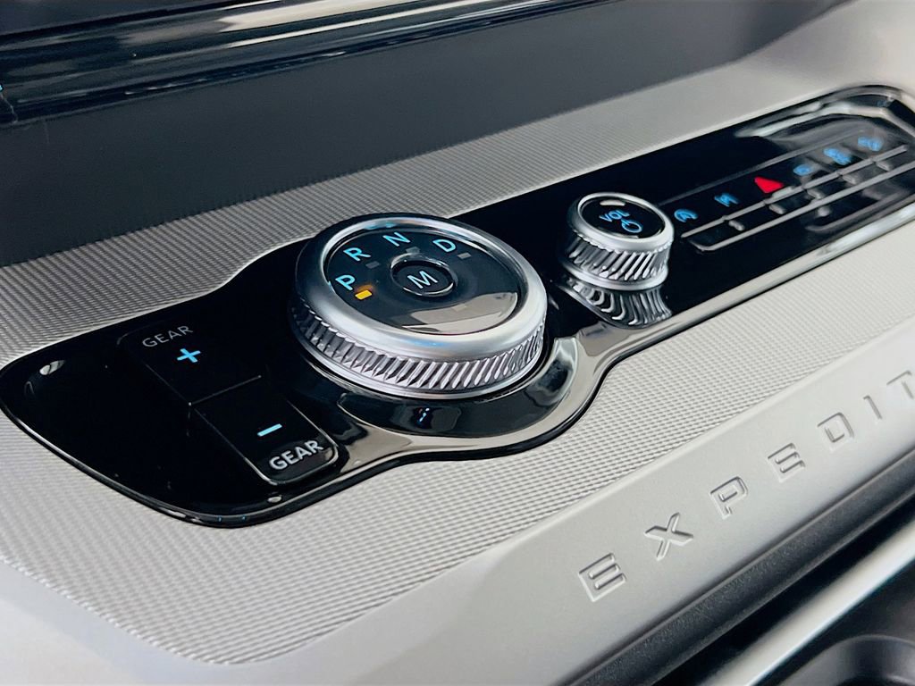 New 2026 Ford Expedition Max Active image 10