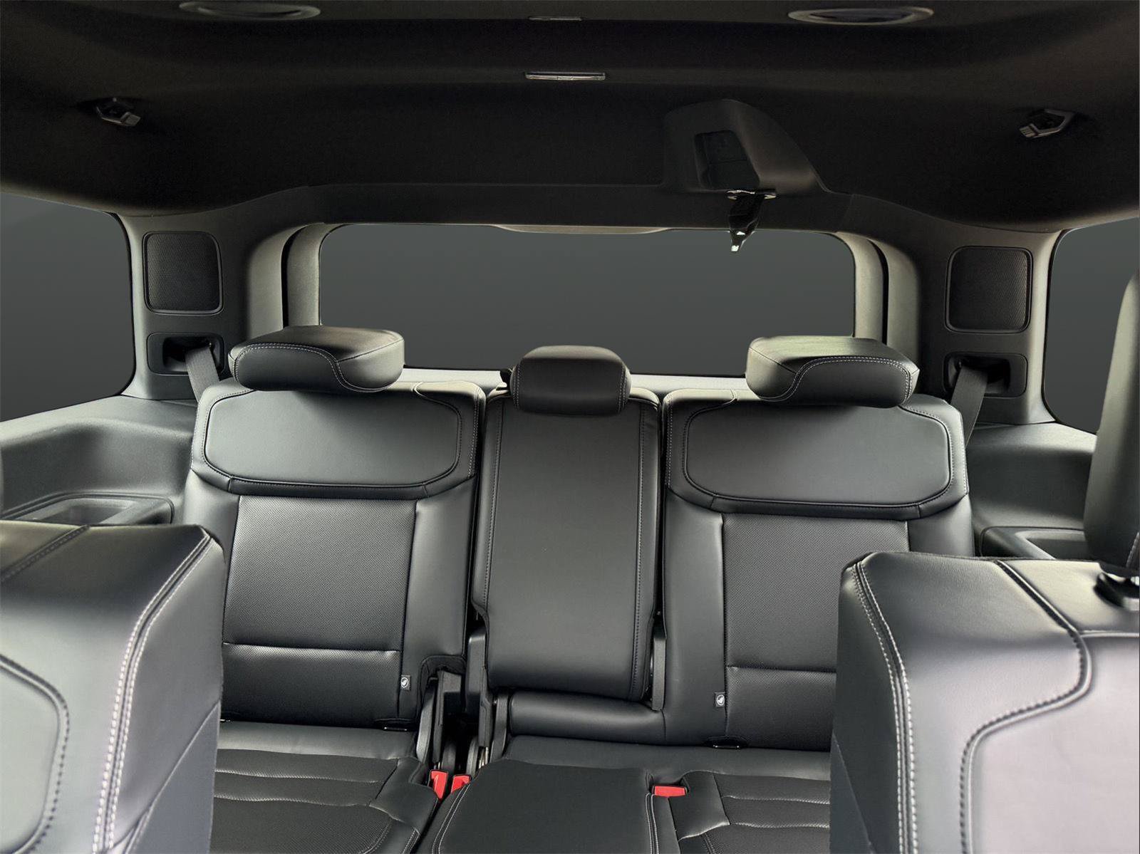 New 2026 Ford Expedition Platinum w/ Stealth Performance Package AWD/4WD image 28