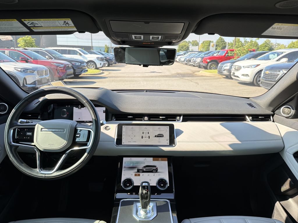 Used 2021 Land Rover Range Rover Evoque SE AWD/4WD image 18