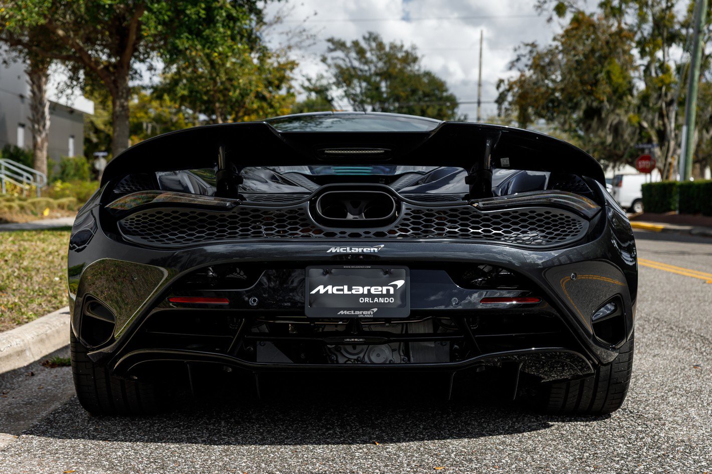 New 2026 McLaren 750S Performance image 9