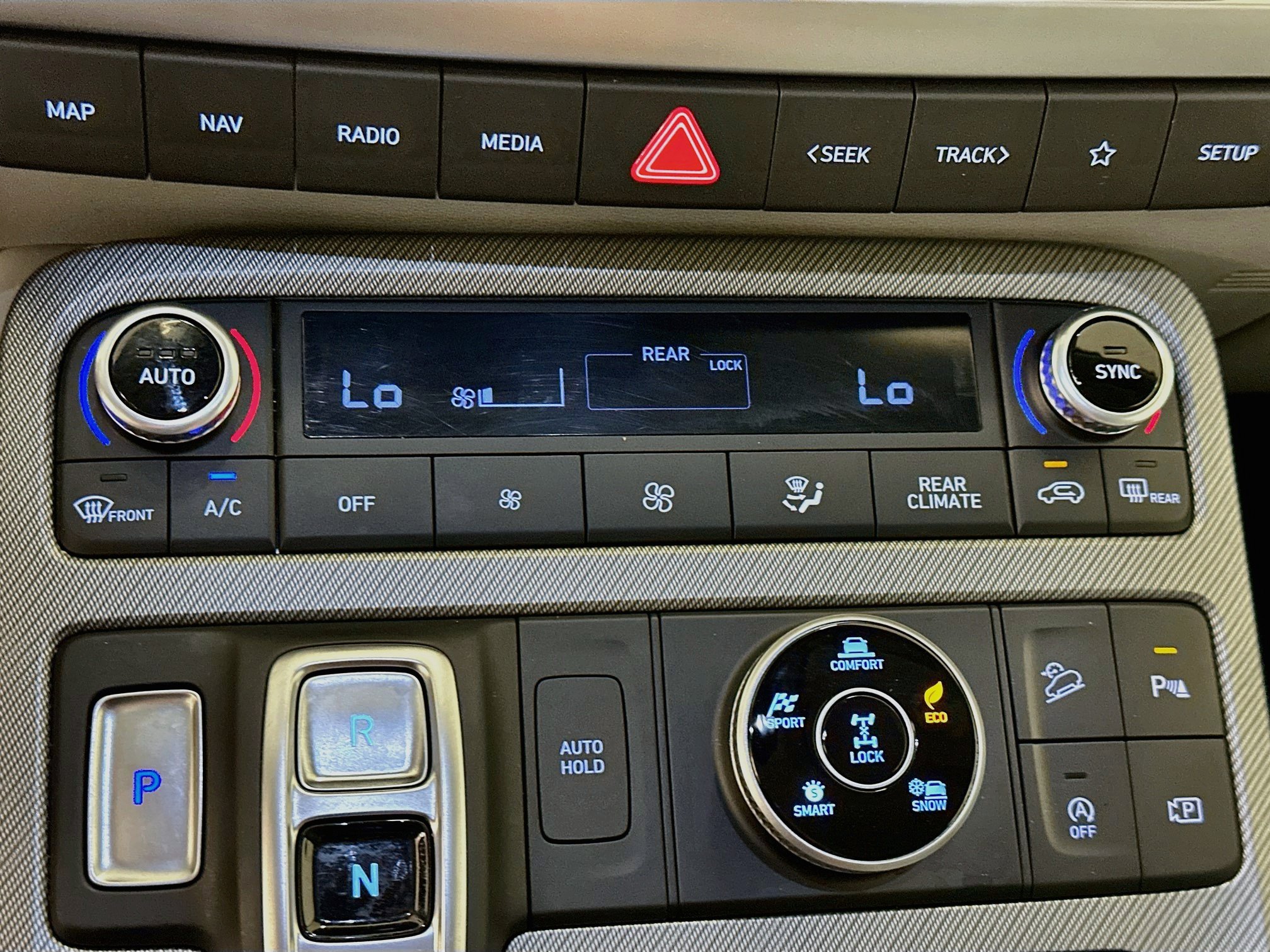 Used 2025 Hyundai Palisade SEL AWD/4WD image 24