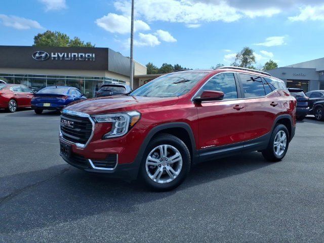 Used 2024 GMC Terrain SLE w/ Driver Convenience Package AWD/4WD image 1