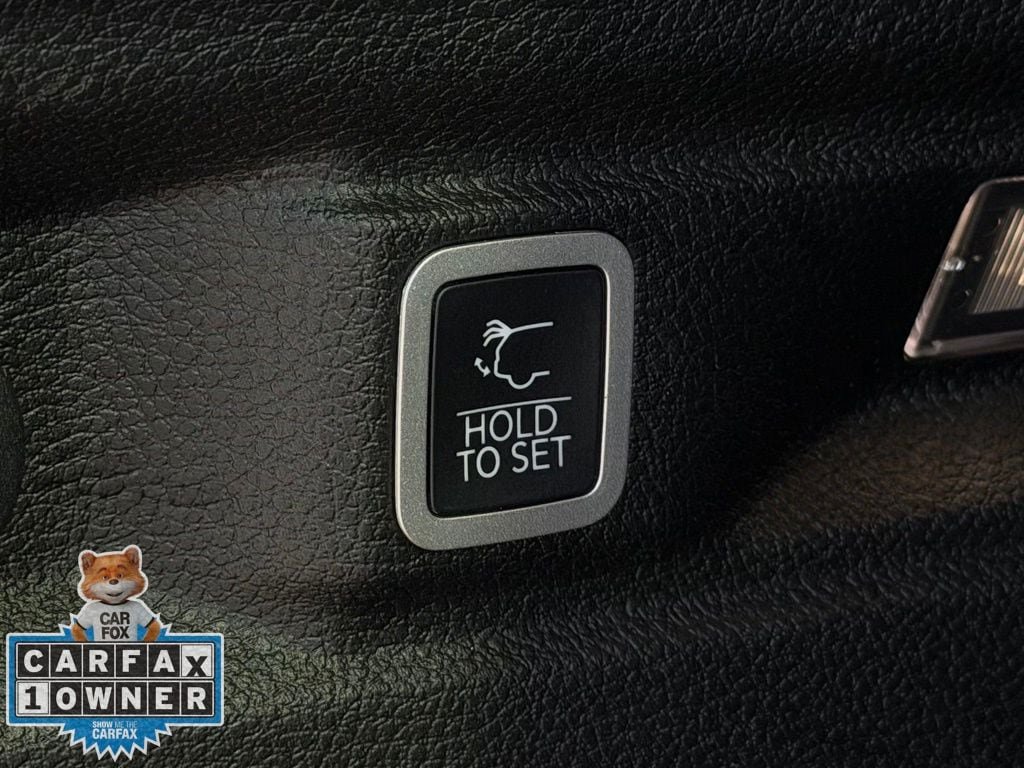 Used 2021 Jeep Grand Cherokee L Limited AWD/4WD image 30