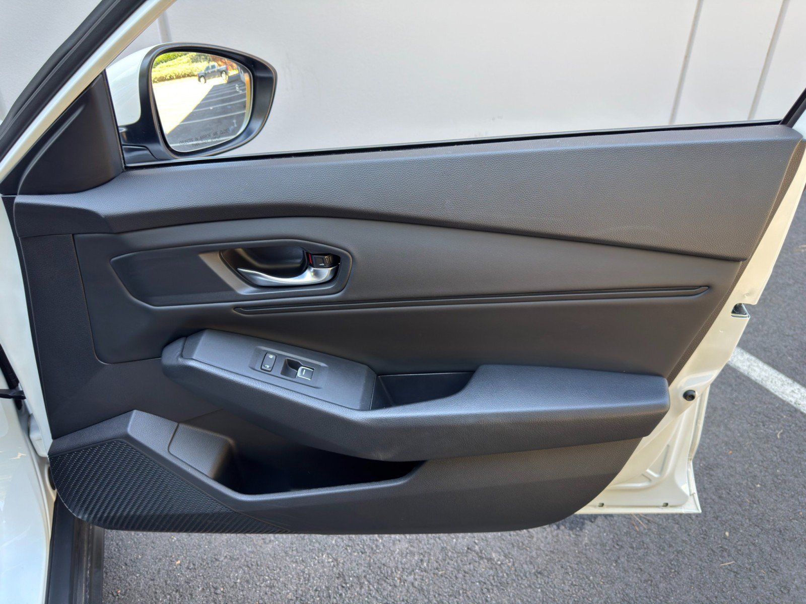 Used 2023 Honda Accord EX image 38