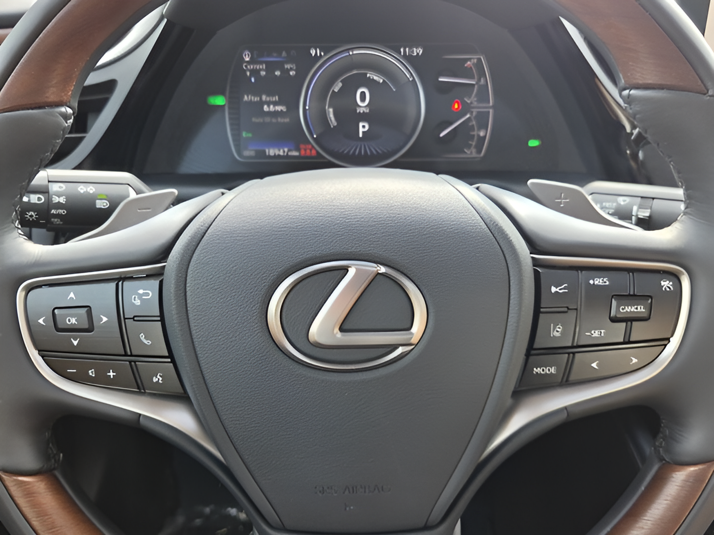 Certified 2023 Lexus ES 300h Ultra Luxury w/ Accessory Package (Z2) FWD image 25