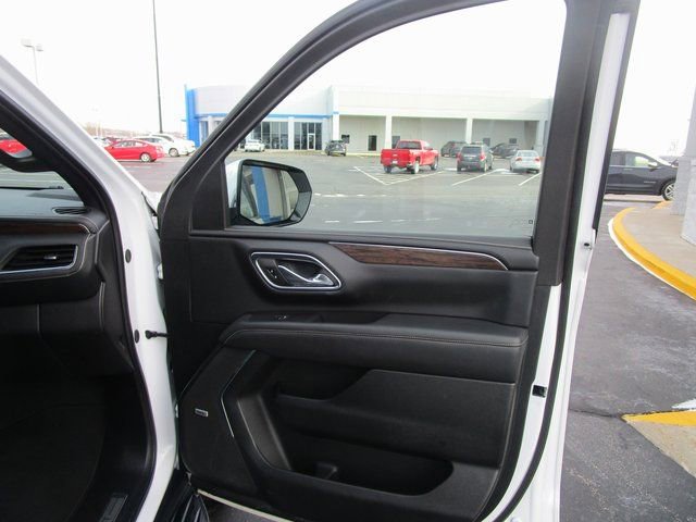 Certified 2023 Chevrolet Suburban Premier image 26