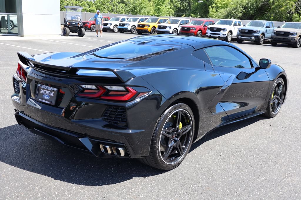 Used 2020 Chevrolet Corvette Stingray Premium Cpe w/ 3LT Preferred Equipment Group RWD image 3