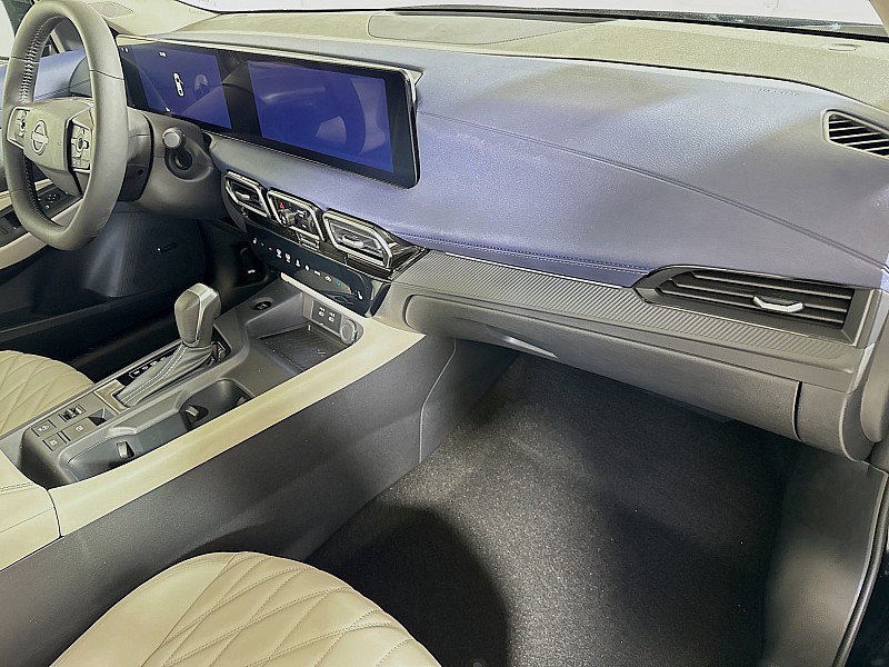 New 2026 Nissan Sentra SL w/ Floor Mat Package FWD image 29