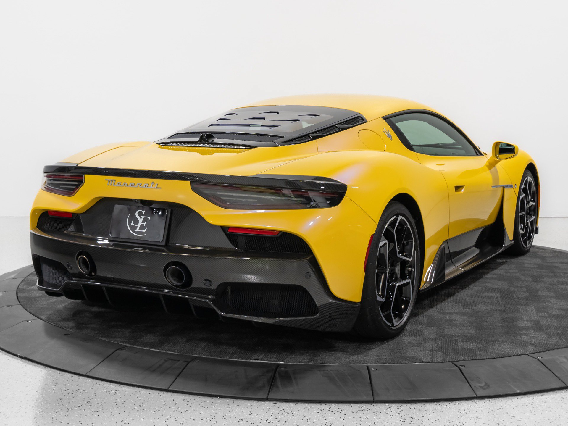 Used 2022 Maserati MC20 Coupe RWD image 8