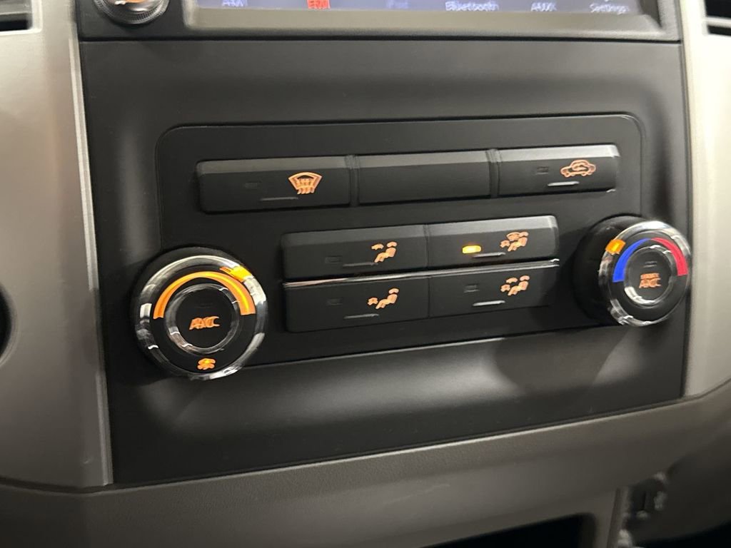 Used 2019 Nissan Frontier Desert Runner image 16