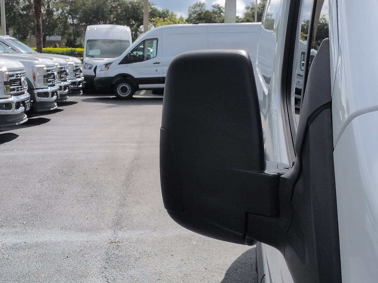 Used 2024 Ford Transit 150 Low Roof RWD image 12