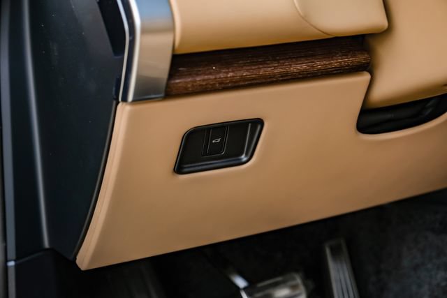 New 2026 Land Rover Range Rover SE AWD/4WD image 33