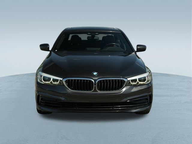 Used 2020 BMW 530i w/ Convenience Package RWD image 2