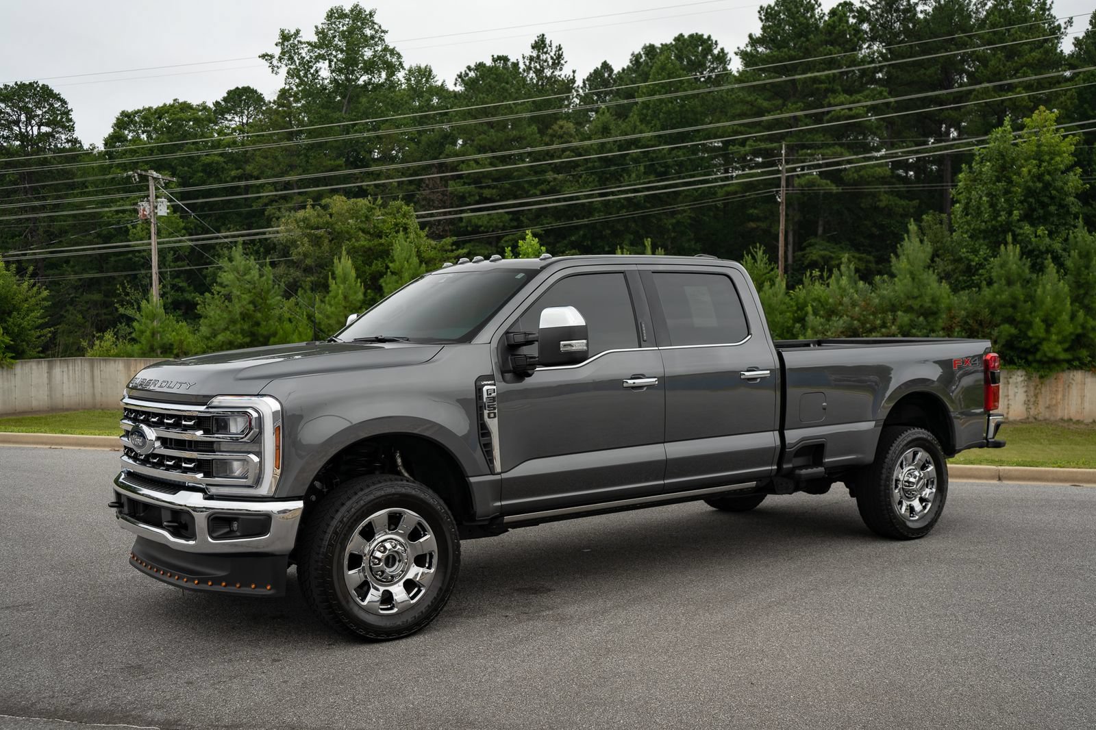 Used 2026 Ford F350 Lariat w/ Chrome Package AWD/4WD image 3