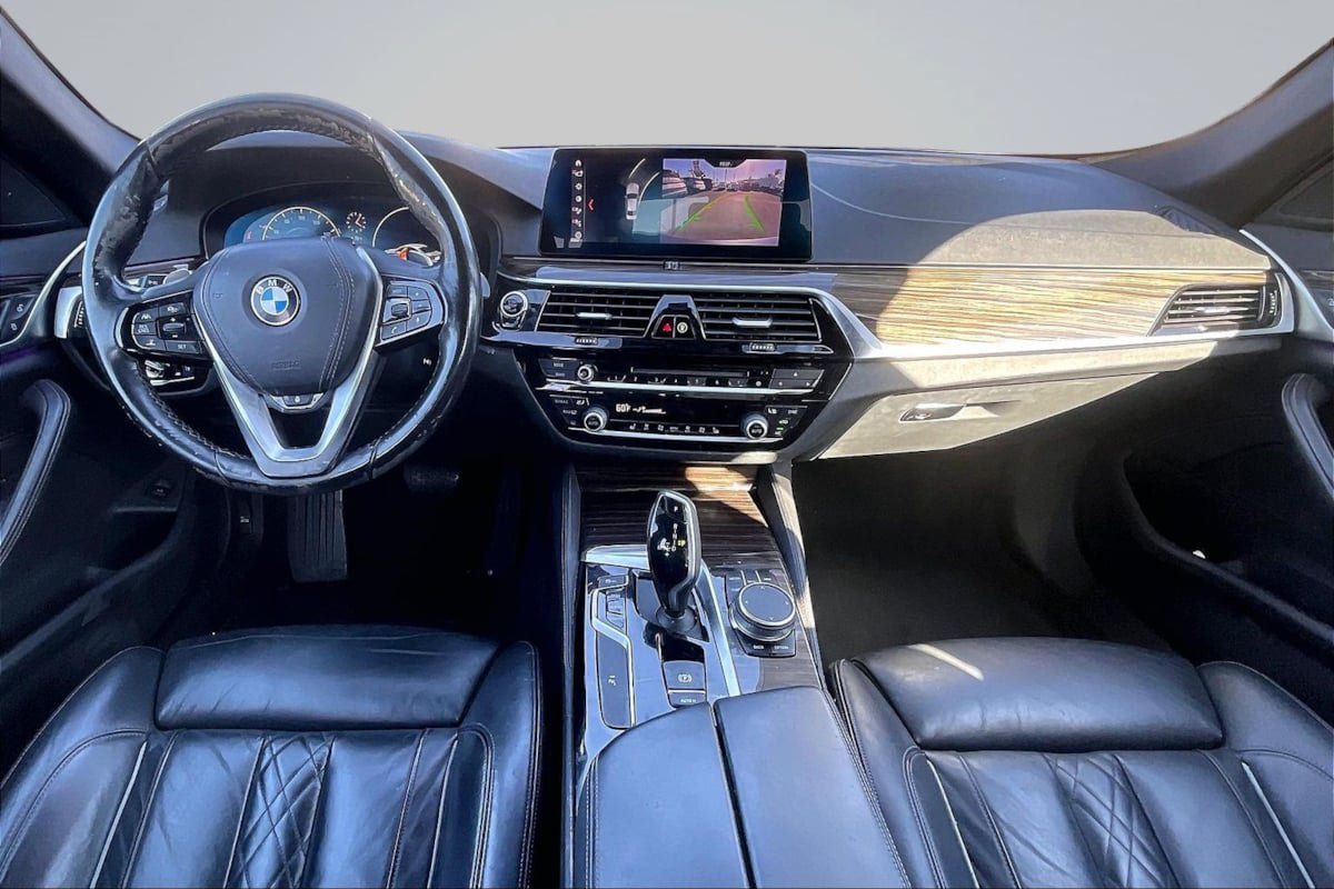 Used 2019 BMW 540i w/ Executive Package RWD image 16