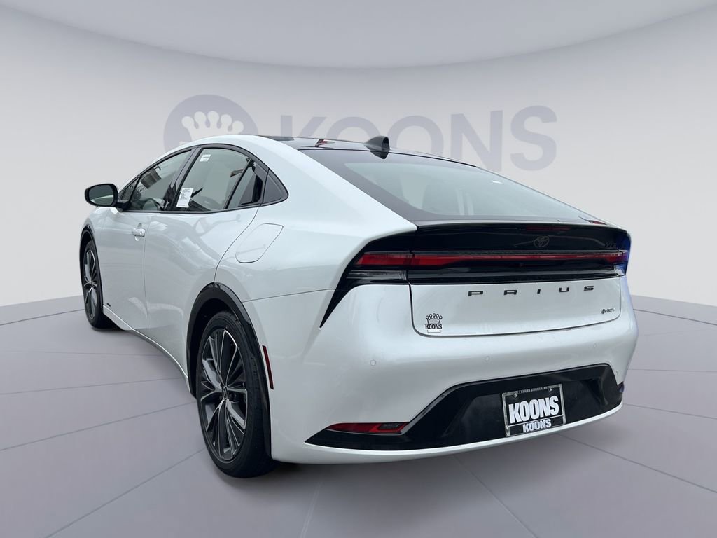 New 2026 Toyota Prius XLE image 2