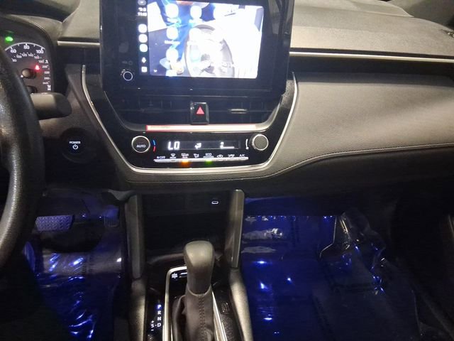 Used 2024 Toyota Corolla Cross AWD Hybrid image 15