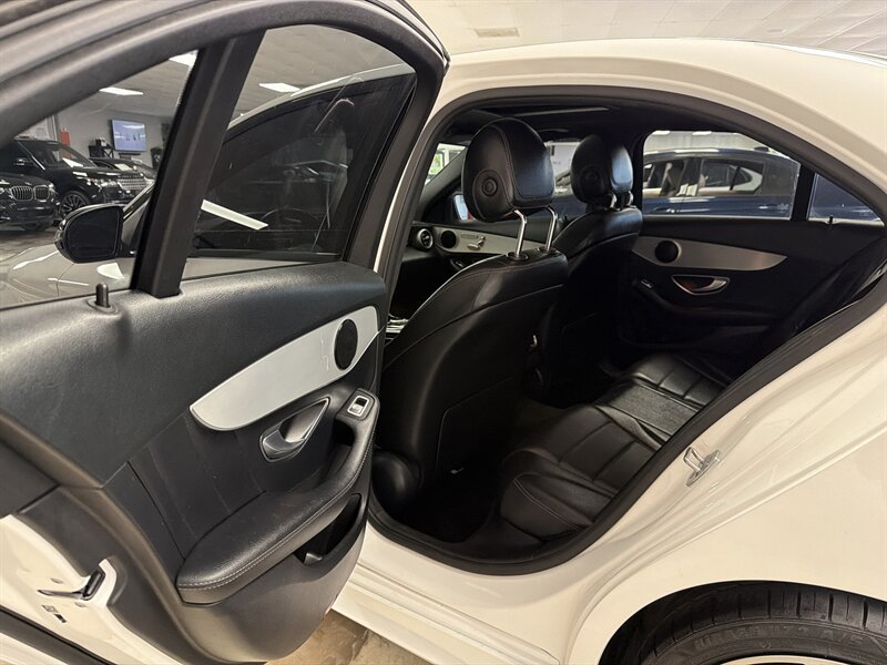 Used 2019 Mercedes-Benz C 300 Sedan image 22