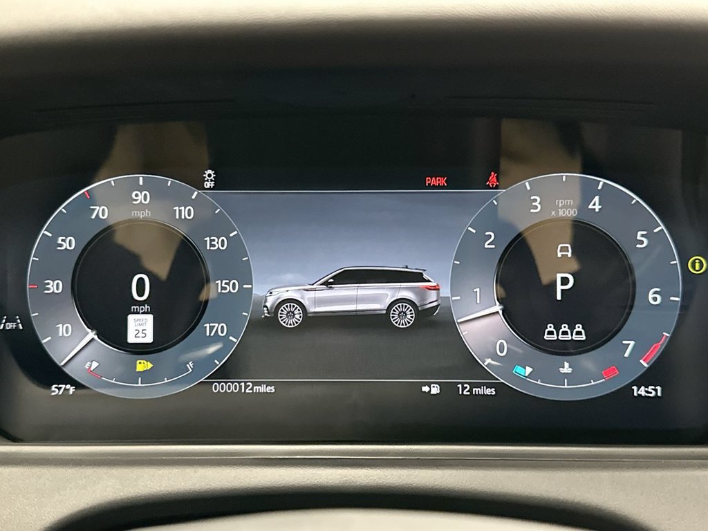 Certified 2026 Land Rover Range Rover Velar Dynamic SE AWD/4WD image 15