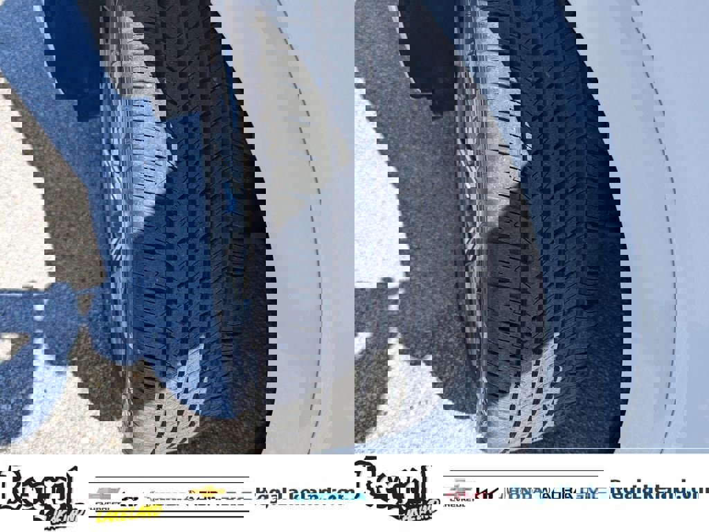 Used 2022 Hyundai Palisade Calligraphy w/ Winter Package image 32