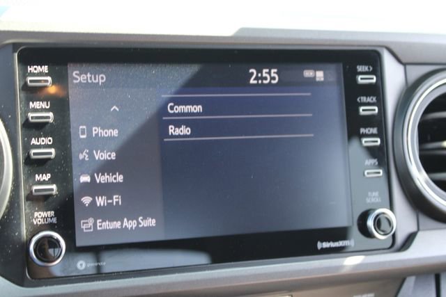 Used 2021 Toyota Tacoma TRD Off-Road w/ Technology Package image 32