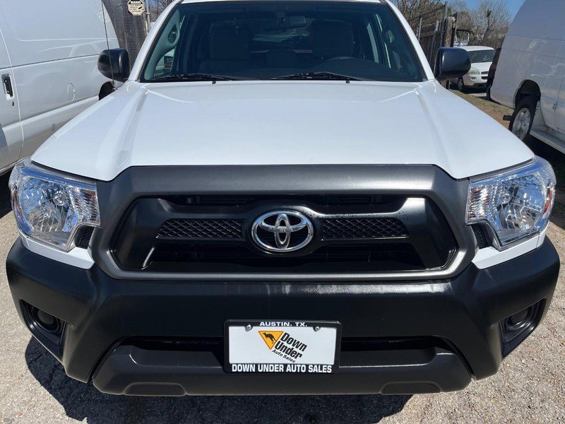 Used 2014 Toyota Tacoma 2WD Regular Cab image 2
