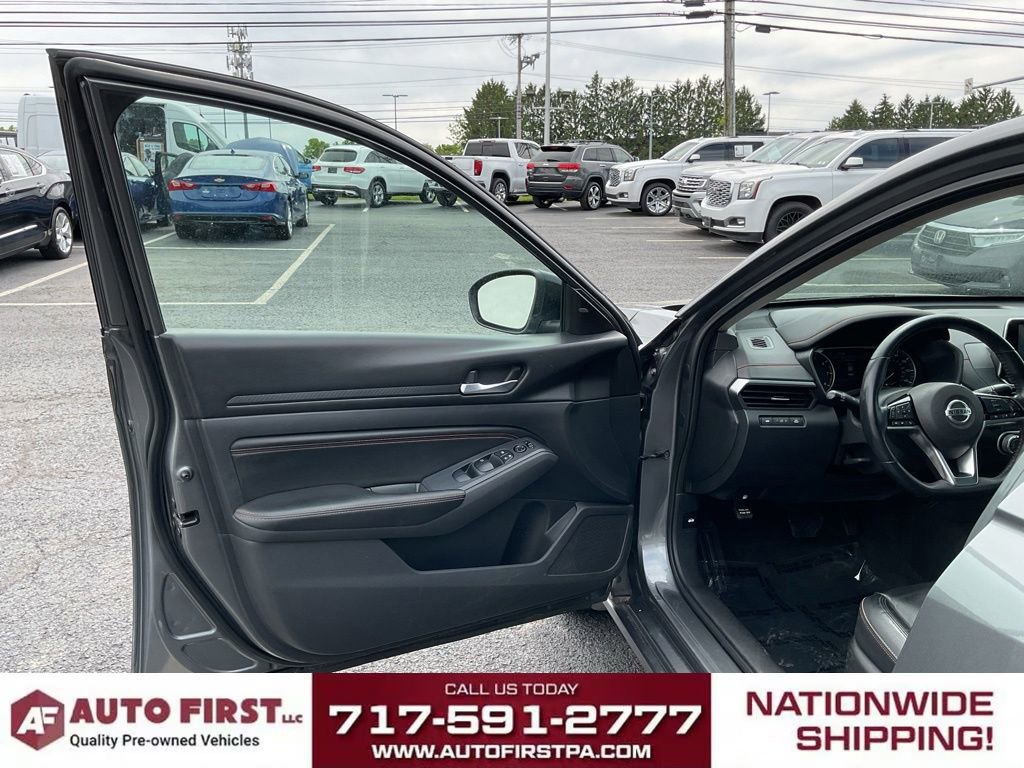 Used 2019 Nissan Altima 2.5 SR FWD image 6