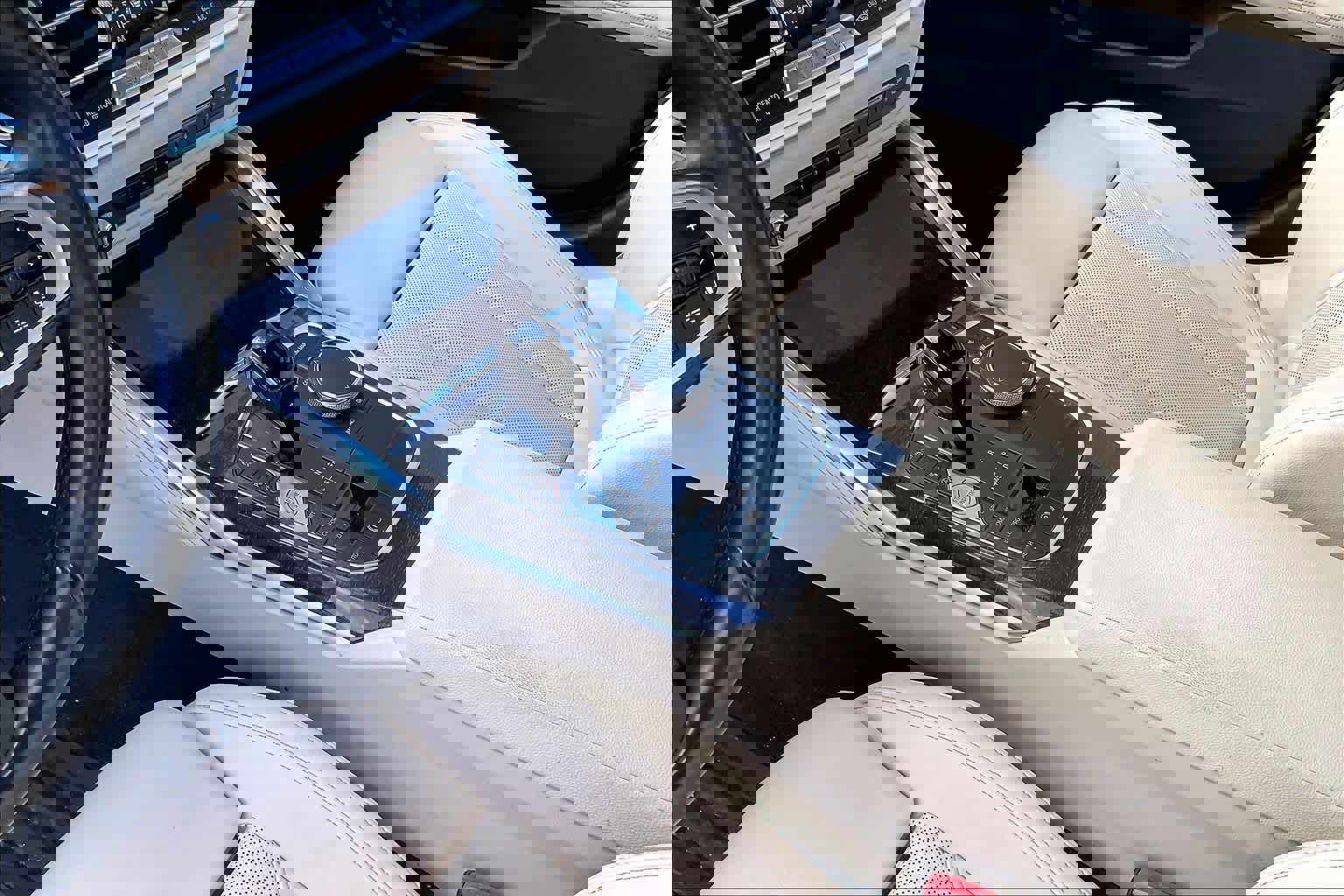 Used 2022 BMW 430i Gran Coupe w/ M Sport Package image 17