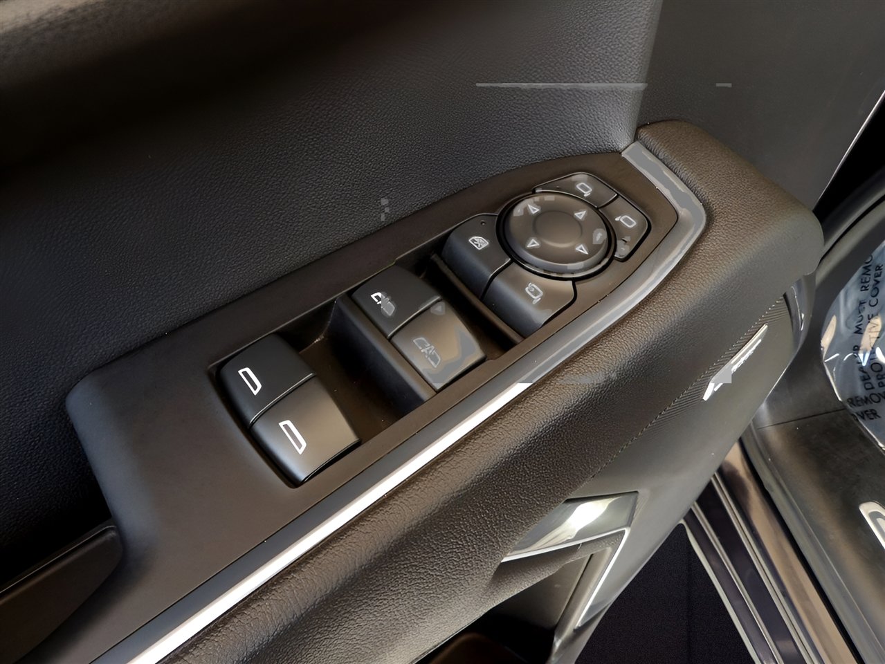 Used 2022 Chevrolet Silverado 1500 LTZ image 11