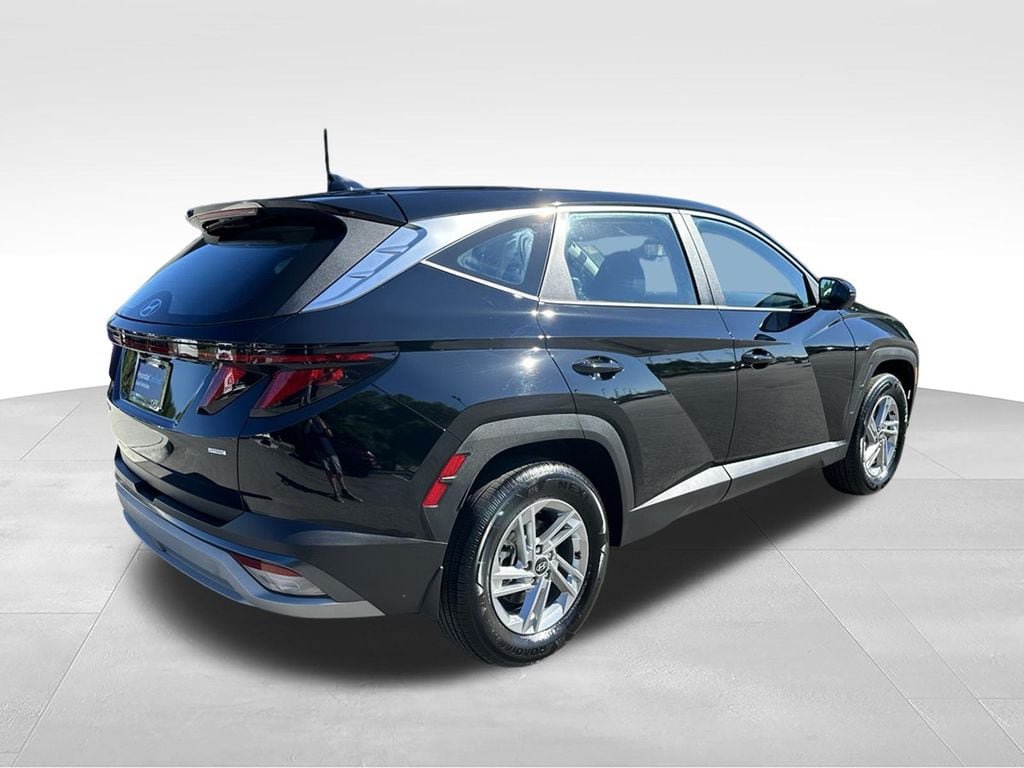 Certified 2025 Hyundai Tucson SE AWD/4WD image 7