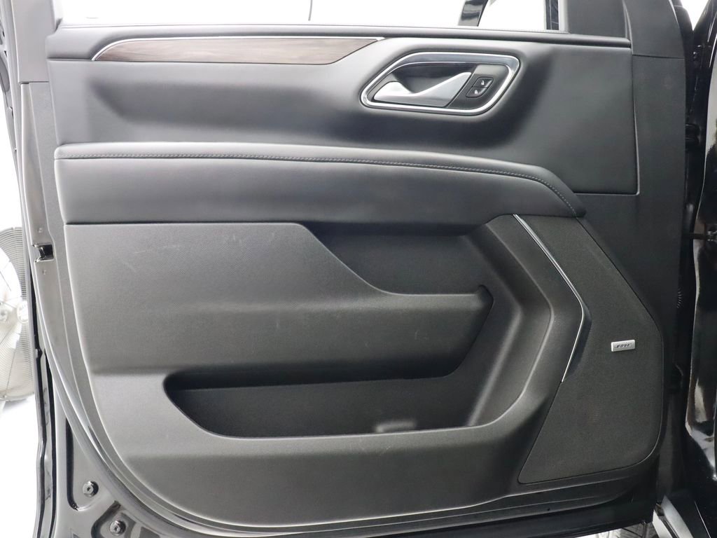 Used 2022 Chevrolet Tahoe LT w/ LT Signature Package RWD image 44
