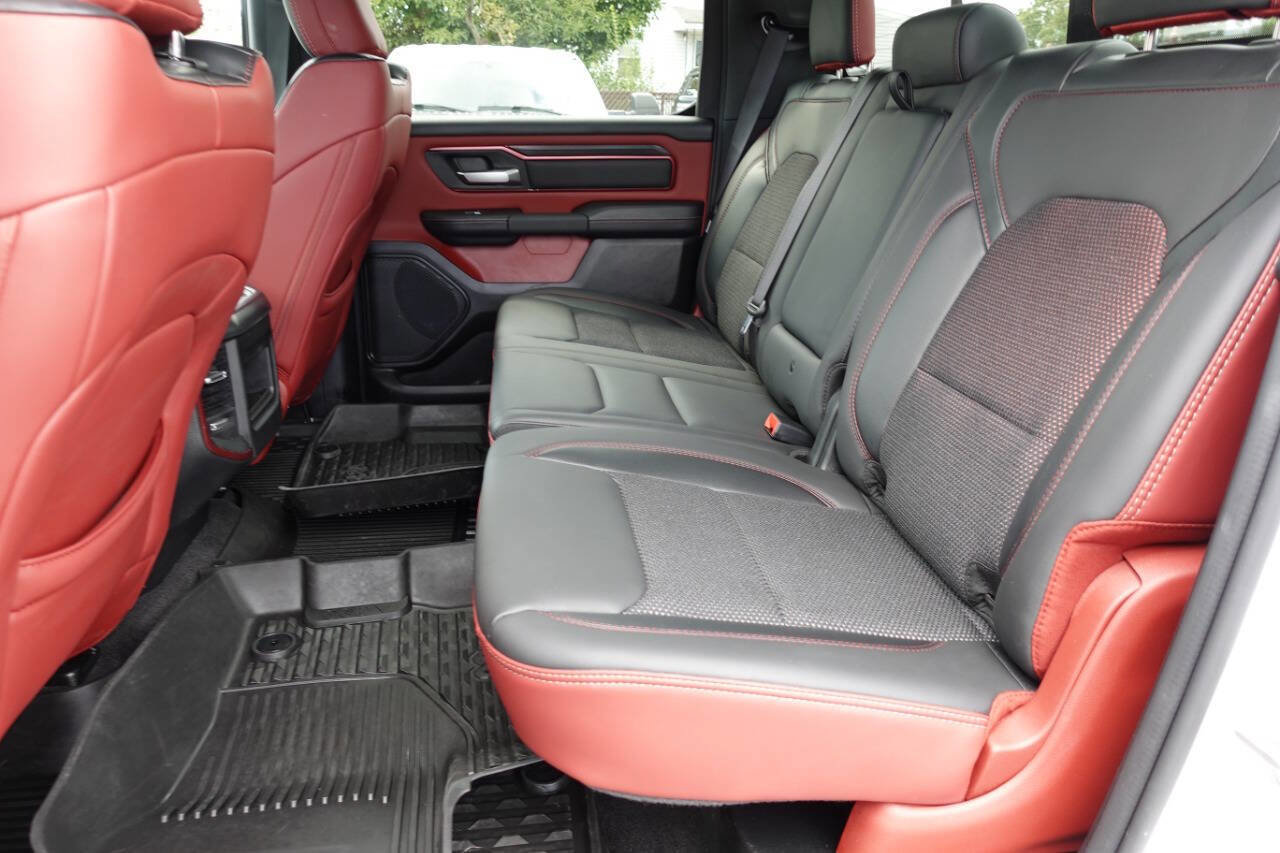 Used 2025 RAM 1500 Rebel image 23