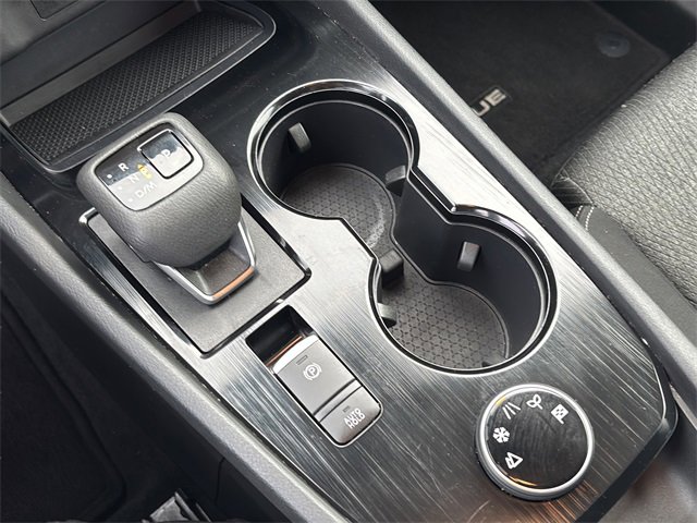 Used 2024 Nissan Rogue SV image 33