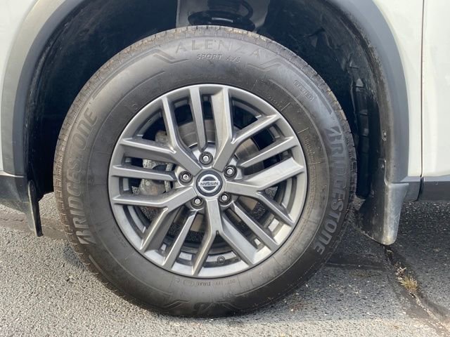 Used 2021 Nissan Rogue S image 20