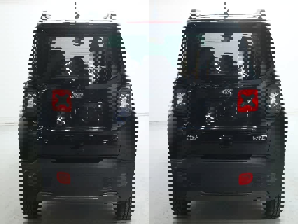 Used 2023 Jeep Renegade Limited image 39