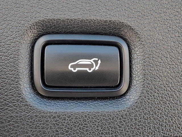 Used 2019 Hyundai Santa Fe SEL AWD/4WD image 30