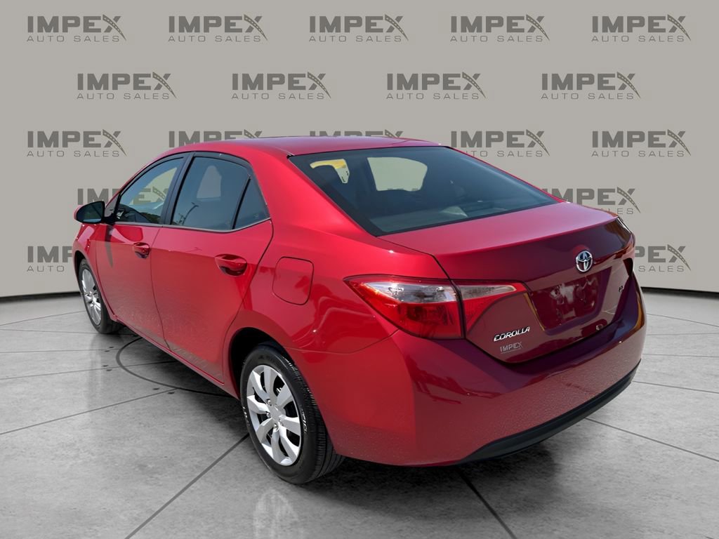 Used 2017 Toyota Corolla LE FWD image 3