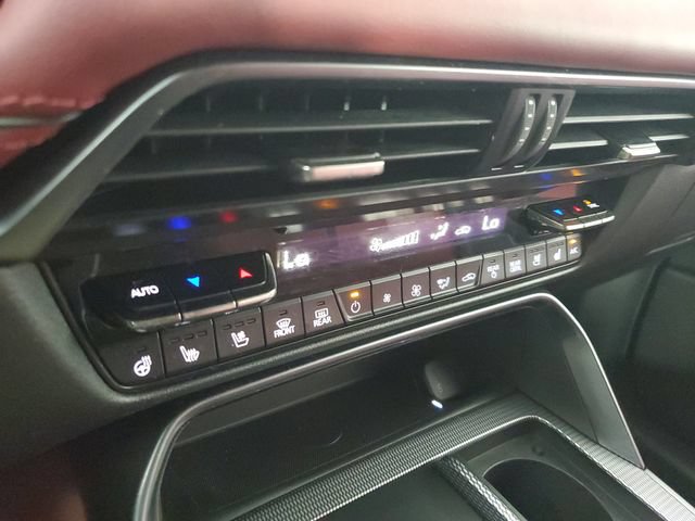 Certified 2025 MAZDA CX-70 Plug-In Hybrid w/ Premium Plus AWD/4WD image 27