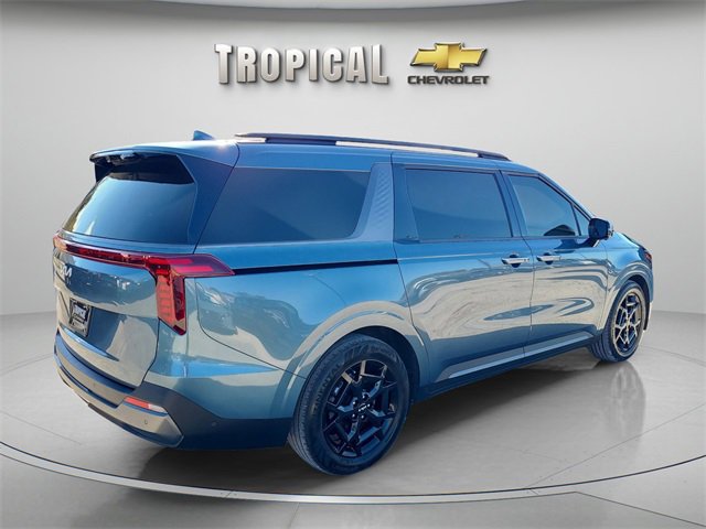 Used 2025 Kia Carnival SX Prestige image 5