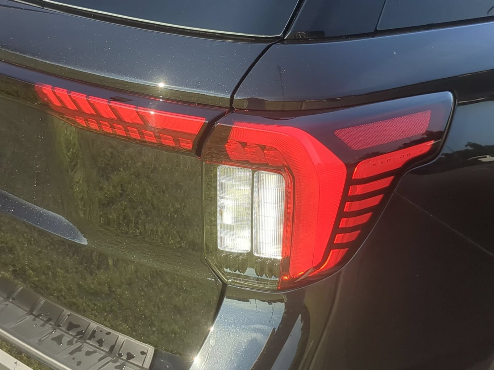 New 2027 Ford Explorer Active AWD/4WD image 35