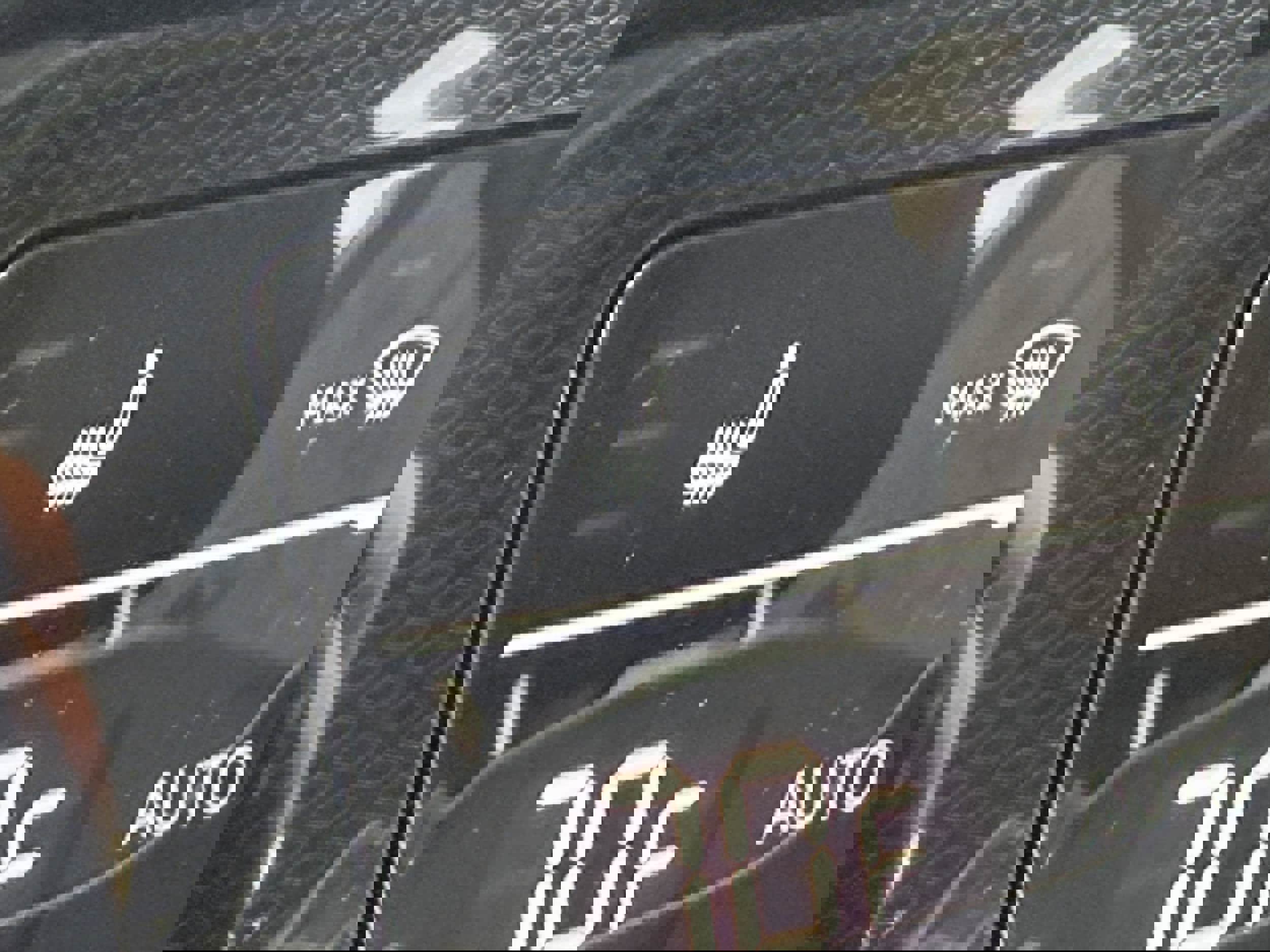 New 2026 Volkswagen Taos SE image 20