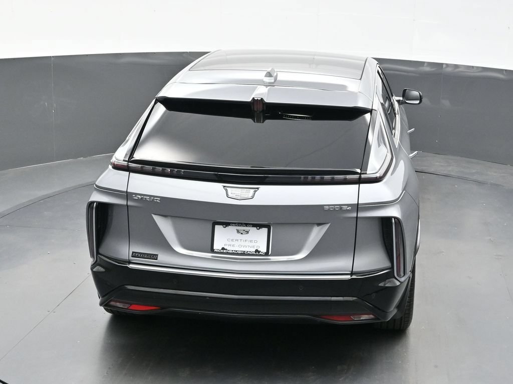 Certified 2024 Cadillac Lyriq Luxury AWD/4WD image 36