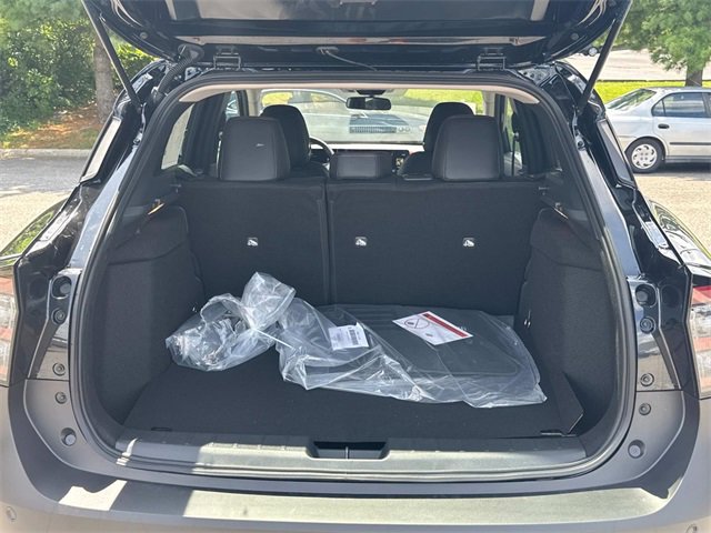 New 2025 Nissan Kicks SR w/ SR Premium Package image 12