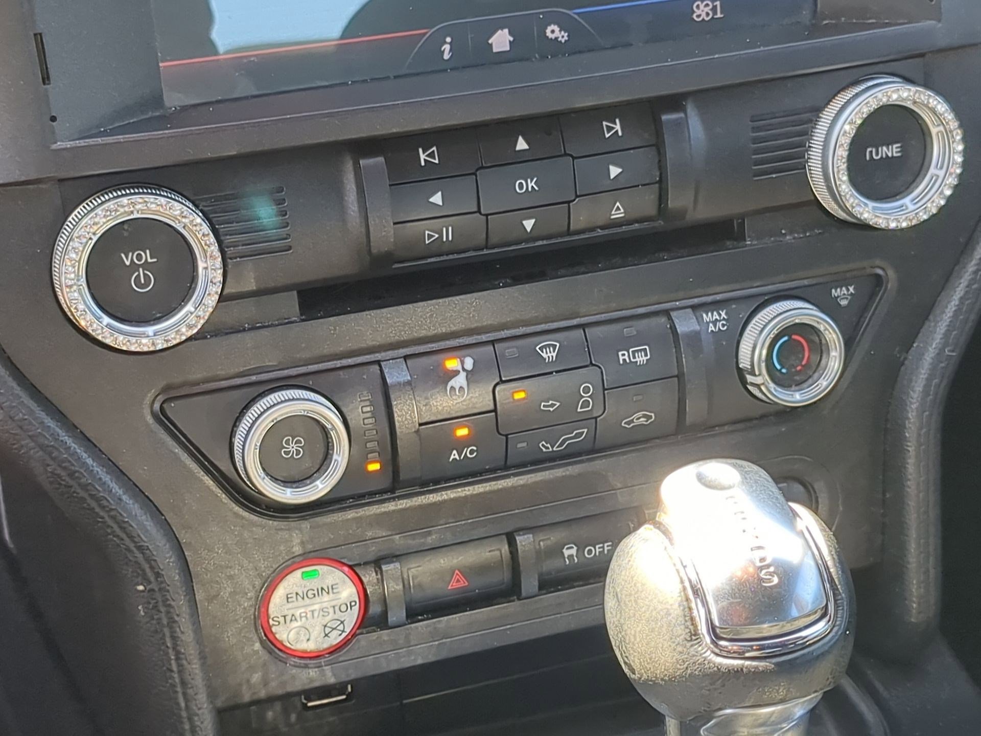 Used 2016 Ford Mustang V6 w/ Equipment Group 051A image 17