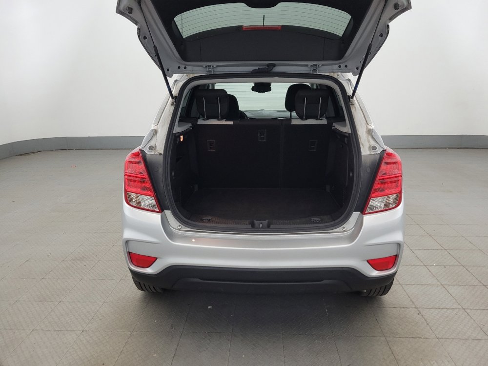 Used 2021 Chevrolet Trax LS w/ Tint and Cruise Package FWD image 29
