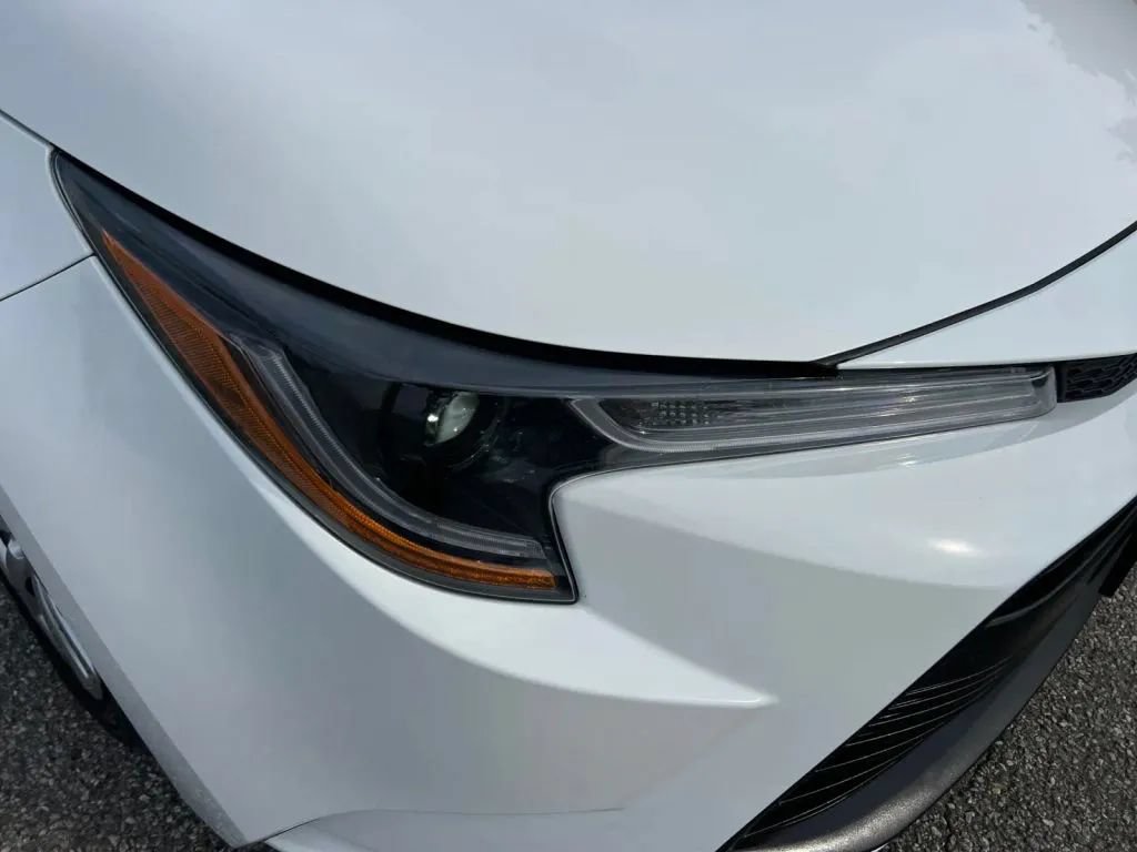 Used 2026 Toyota Corolla LE FWD image 34