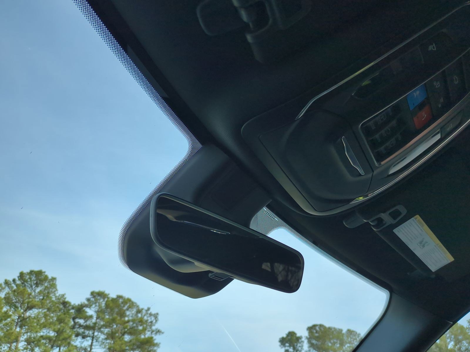 Used 2025 Jeep Grand Cherokee Limited w/ Black Appearance Package RWD image 27