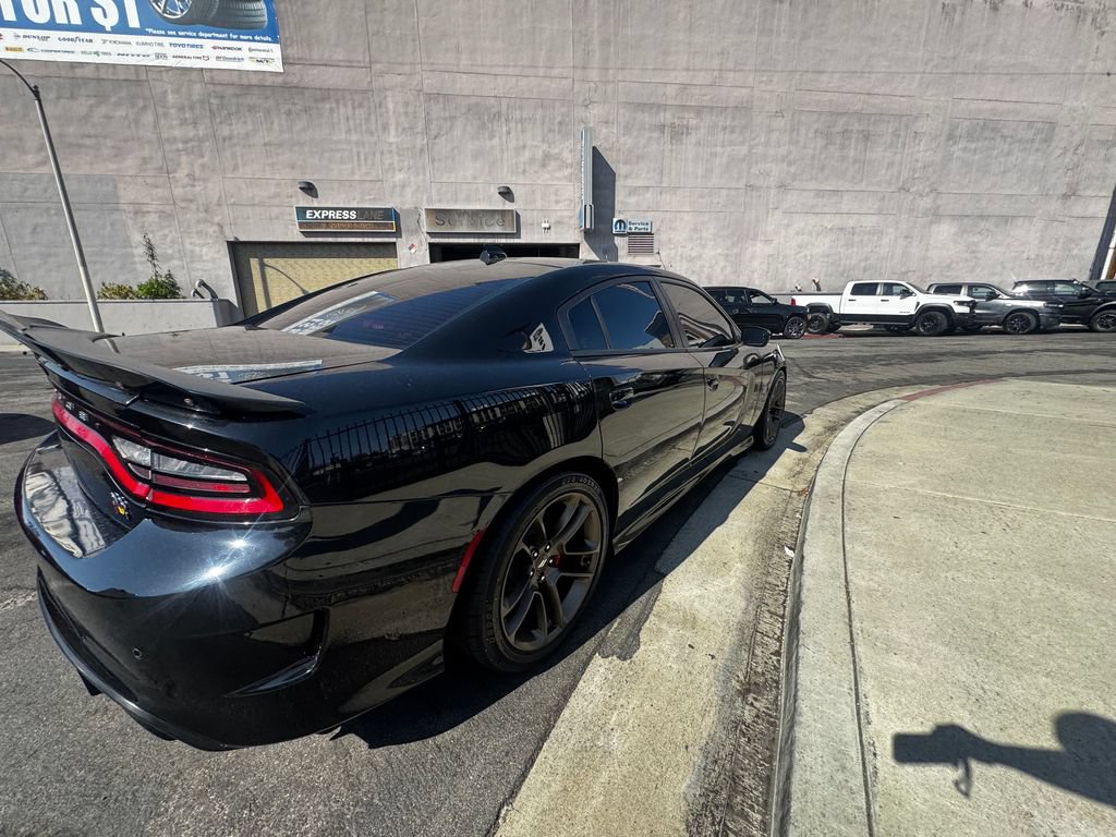 Used 2021 Dodge Charger Scat Pack w/ Plus Group RWD image 2
