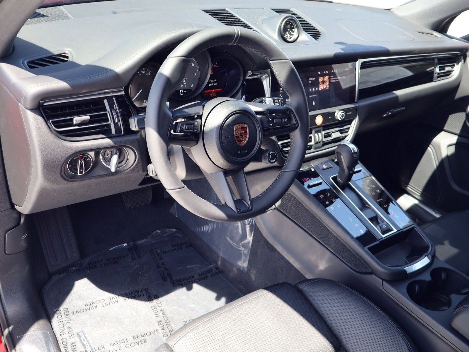 New 2026 Porsche Macan S AWD/4WD image 4