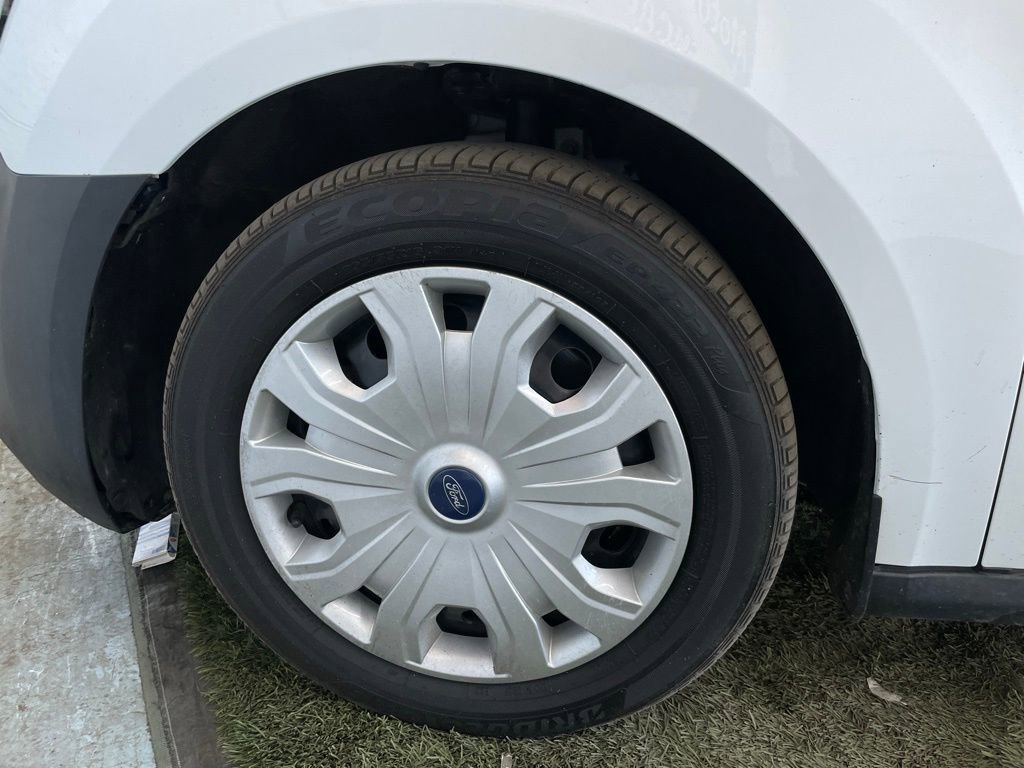 Used 2020 Ford Transit Connect XL image 12